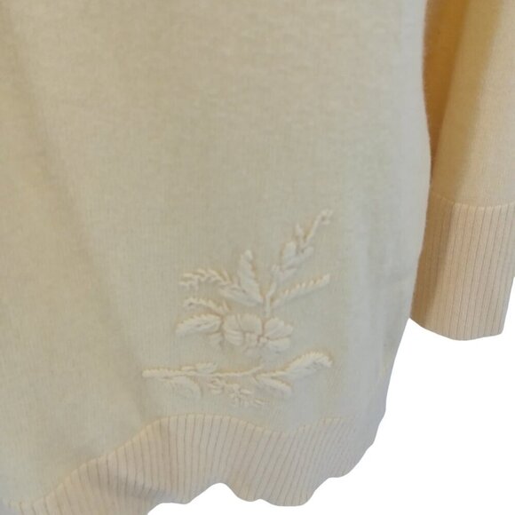 Sundance Yellow Embroidered Pullover Sweater Size L V-Neck Henley Cotton Rabbit - Picture 5 of 12